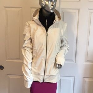 Lululemon softshell jacket 💕